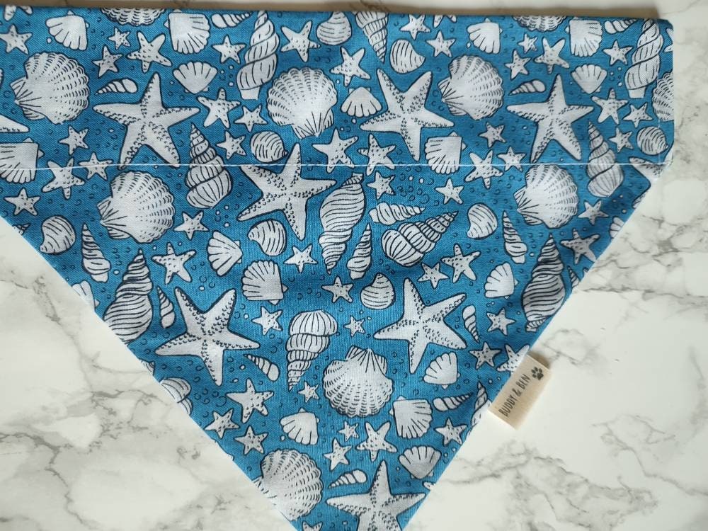 Seashell Dog Bandana: Coastal Cotton Over-the-Collar
